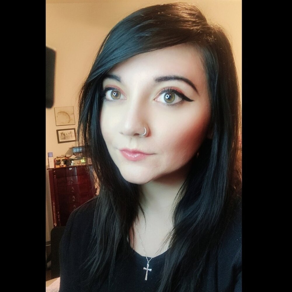 Meet your Posher, Alex Croft